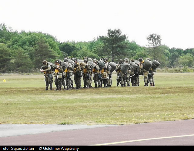37-sajtos-juni09-dday7